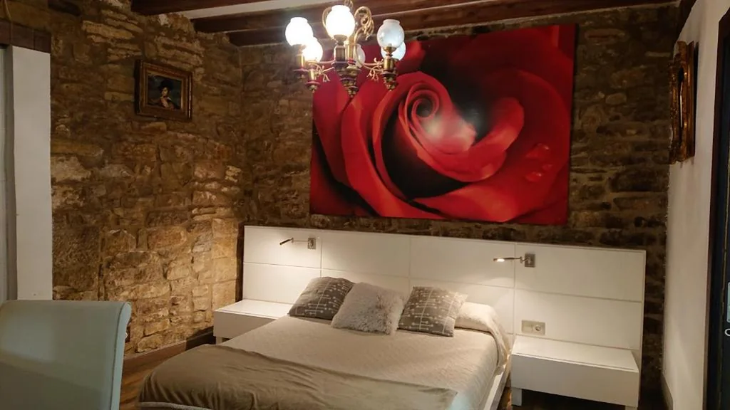 Deluxe kamer met extra groot bed — La Pata de Oca Hostal Rural y Albergue