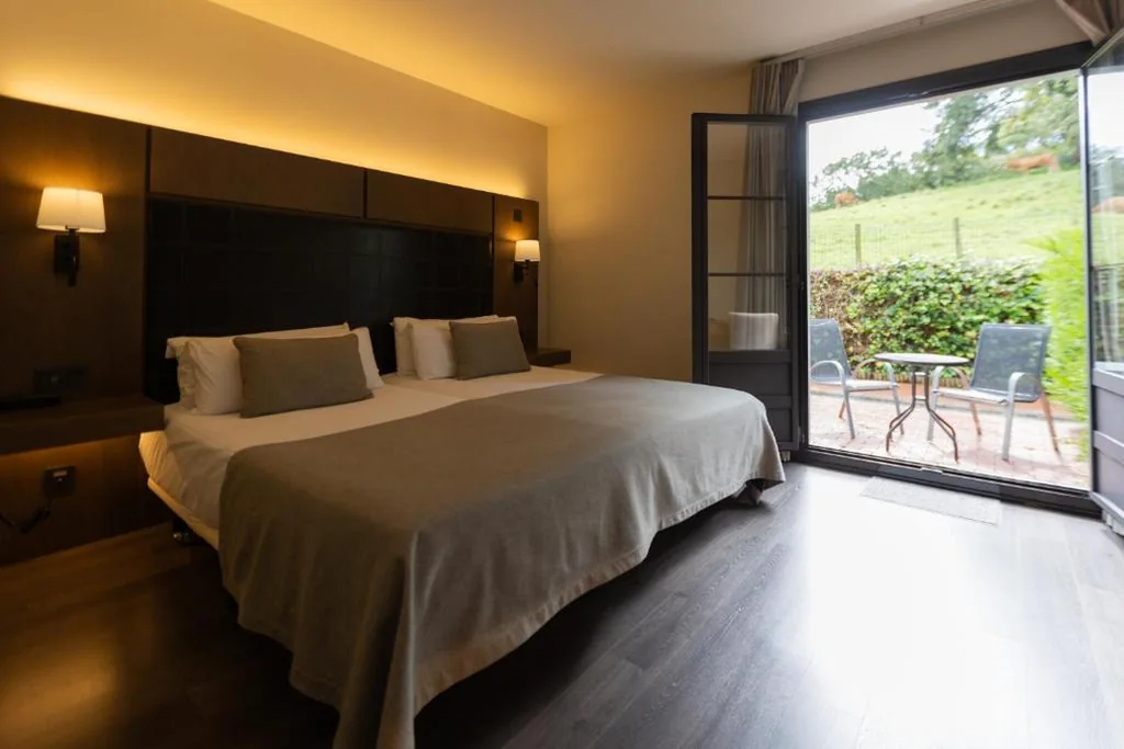Camera doppia Executive con terrazza - 1 o 2 letti — La Piconera Hotel & Spa