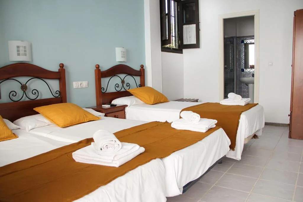 Chambre triple — La Piquera Hostal