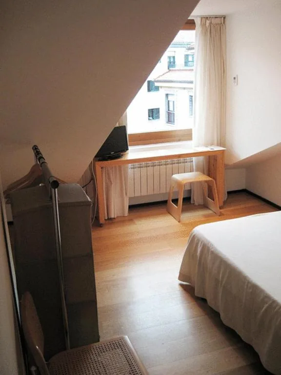 Quarto Individual — La Plaza II