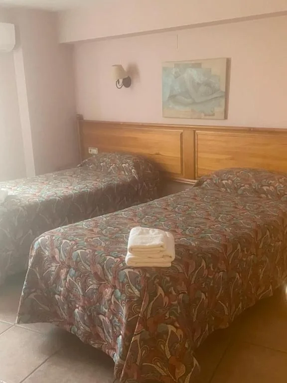 Doppelzimmer mit 2 Betten — La Posá