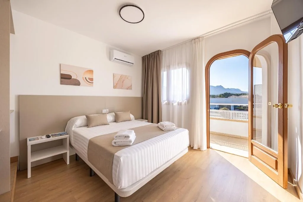 带阳台双人间 — La Posada Boutique rooms Albir