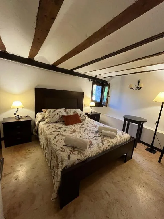 Habitación Doble con baño - 1 o 2 camas — La Posada de la Bruja
