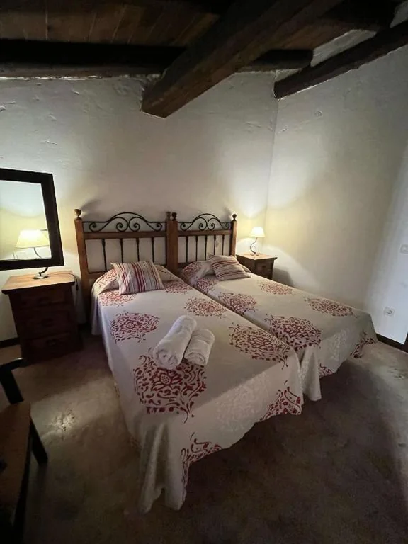 Habitación Doble con baño privado — La Posada de la Bruja