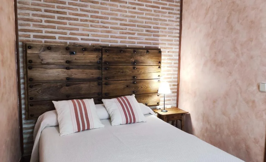 Standard Double Room — La Posada de Manolo