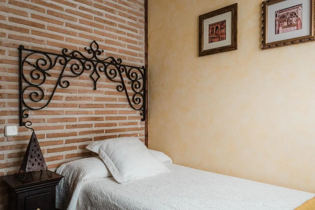 Single Room — La Posada de Manolo