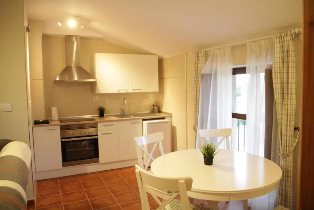 Apartamento de 2 dormitorios — LA POSADA DE SOFUENTES