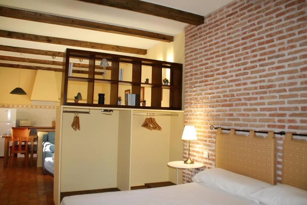 Estudio — La Posada Del Corralón