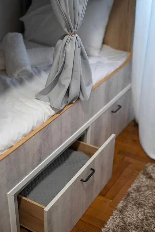 Cama en habitación compartida mixta de 8 camas — La posada