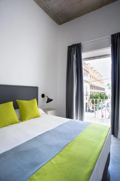 Quarto Duplo com Varanda — La Puerta de Palacio - Adults Only