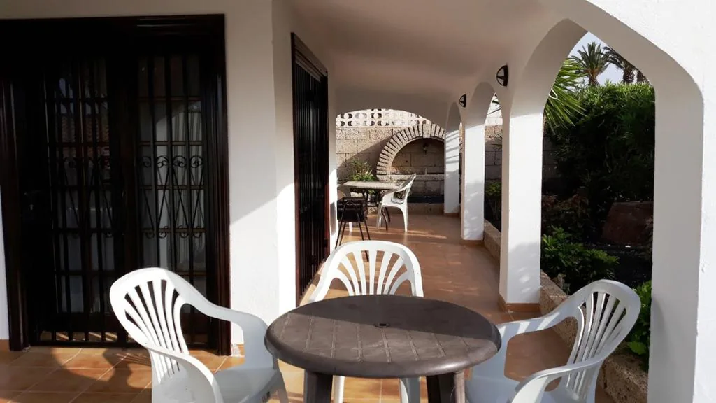 Villa de 2 dormitorios con piscina — La Quinta Villas