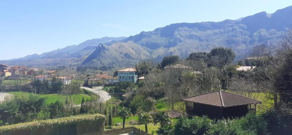 Suite Junior con vistas a la montaña — La Quintana del Cuera
