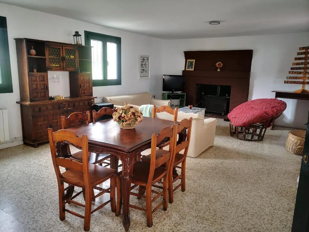 Quarto Partilhado Misto de 6 camas — La Rejertilla