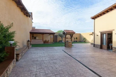 La Rosaleda León - Casa Rural - — Foto 6
