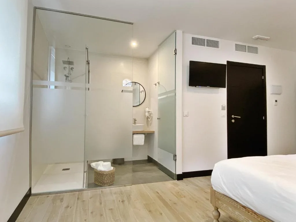 Deluxe Double Room — La SIGRINA Tuy
