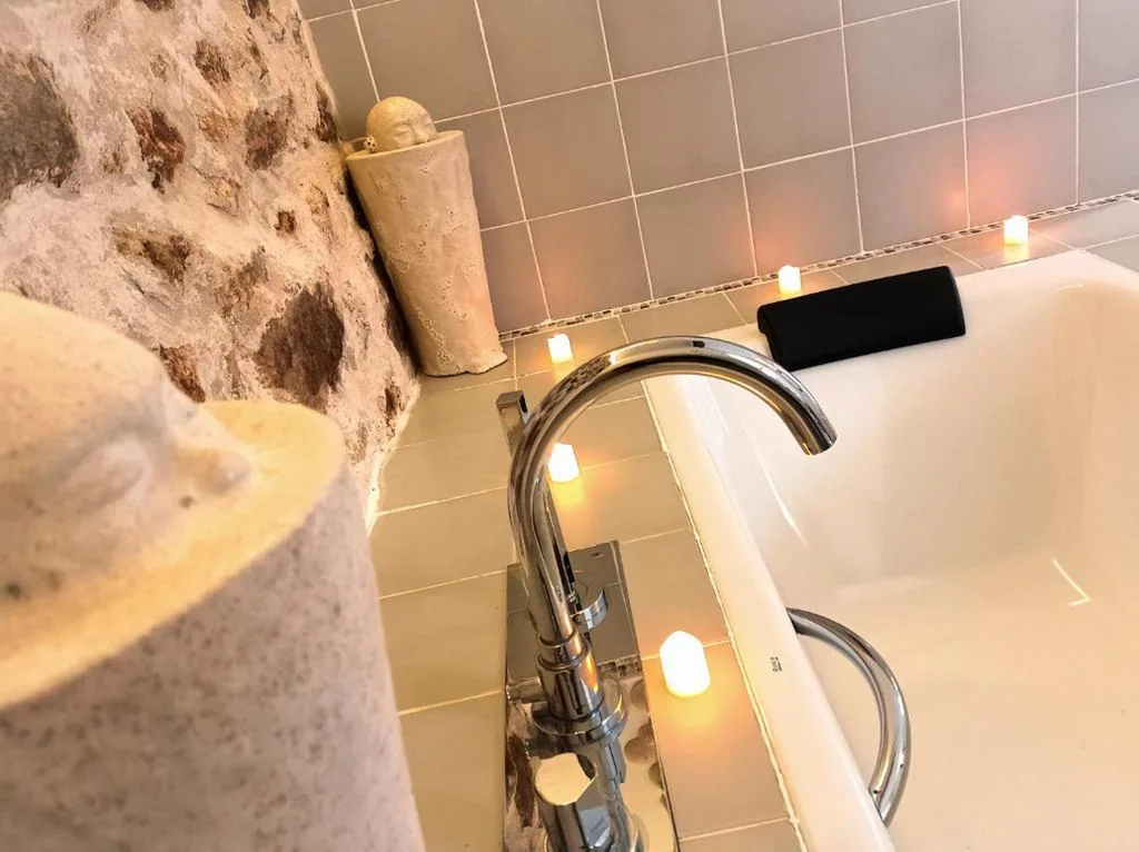 Deluxe Doppel-Suite – großes Bett — La Solana, alojamiento y alfarería