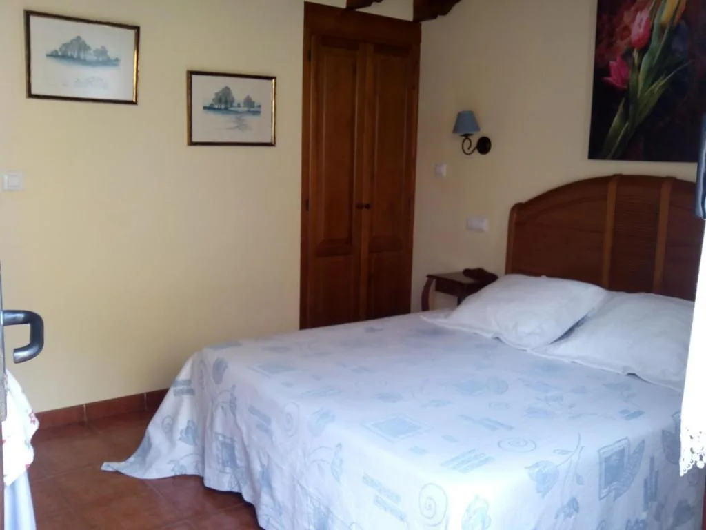 Budget Double Room — La Solana Montañesa