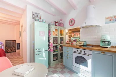 La Suite Años 50 La casa de Barbie Chimenea de leña — Foto 11