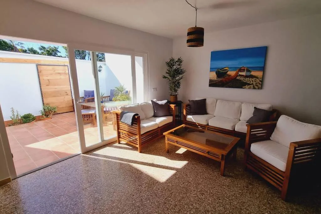 Casa de 3 dormitorios — La Tejita Holiday House