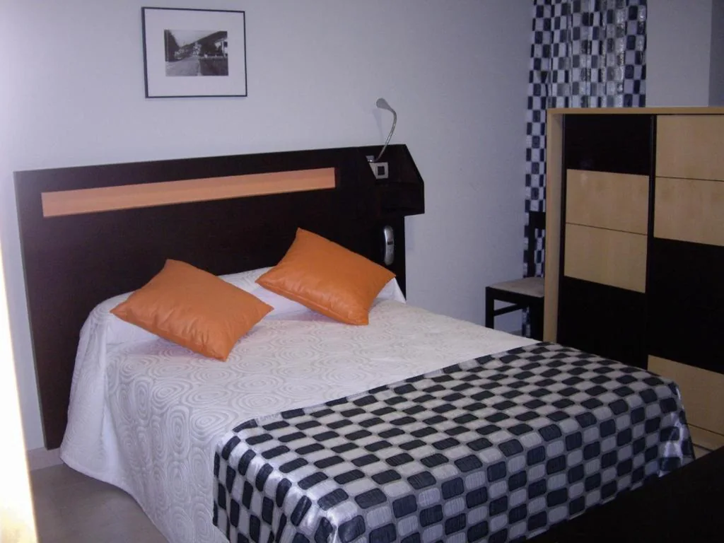 Habitación Doble Económica - 1 o 2 camas — La Traina