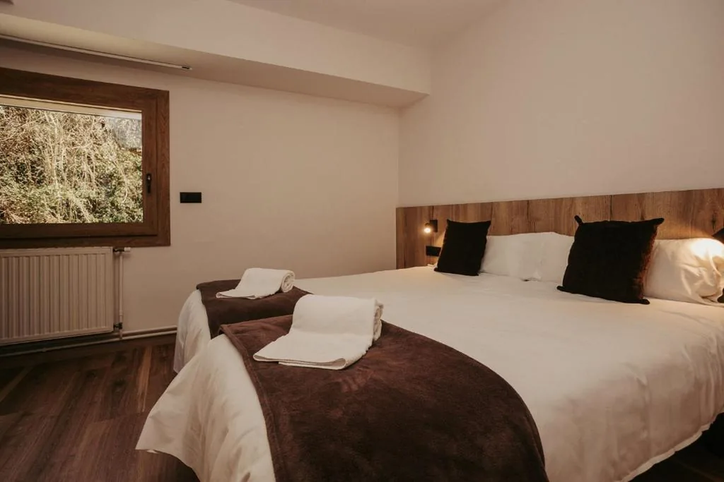 スタンダードツインルーム — La Trobada Hotel Sport