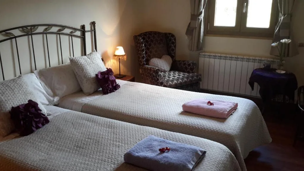 Double Room - 2 Beds — La Trucha del Arco Iris
