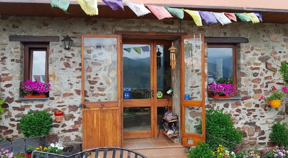 Double Room with Garden and Mountain Views — La Trucha del Arco Iris