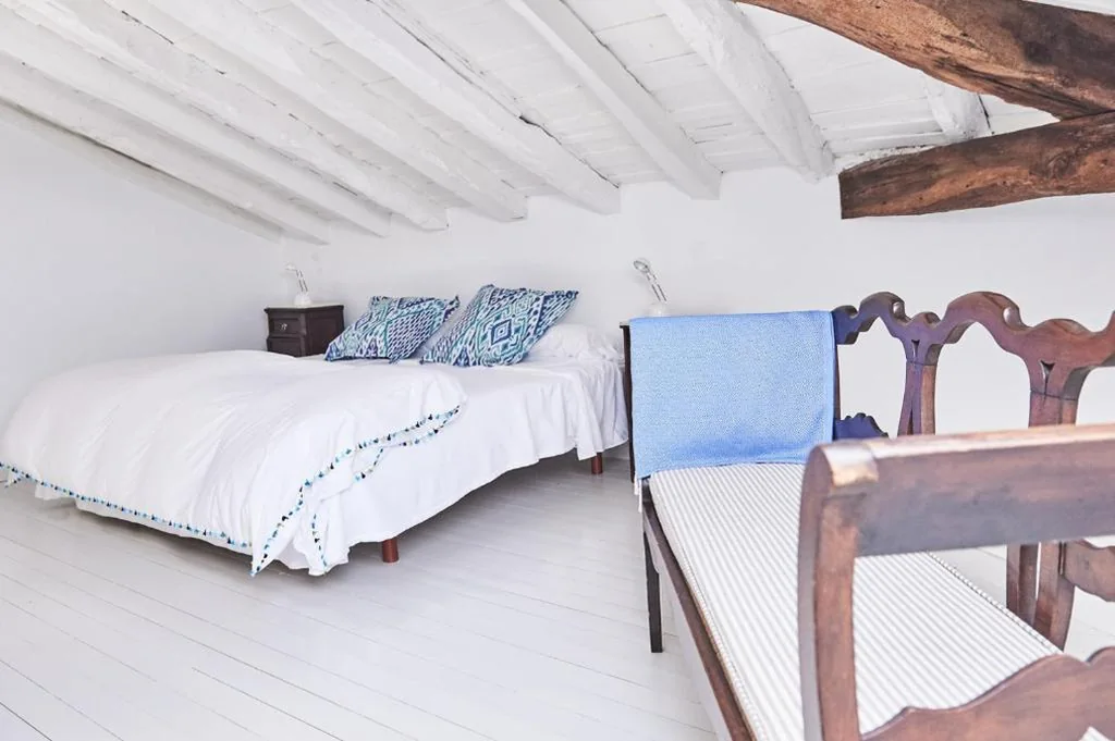Habitación Triple Confort con ducha — La Tudanca