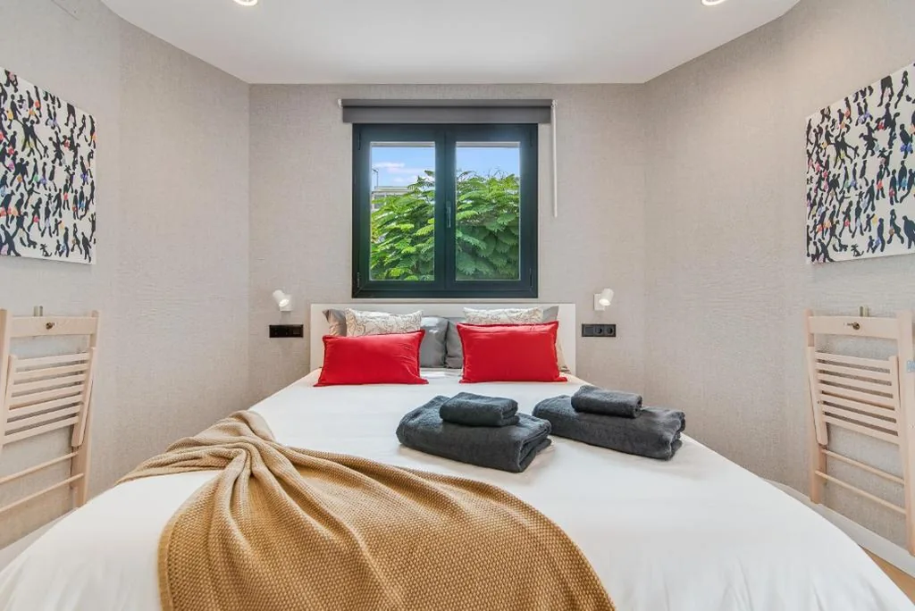 Doppelzimmer mit Gartenblick — La Vega de Ciudad Jardín Suites