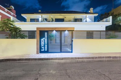 La Vega de Ciudad Jardín Suites — Foto 9