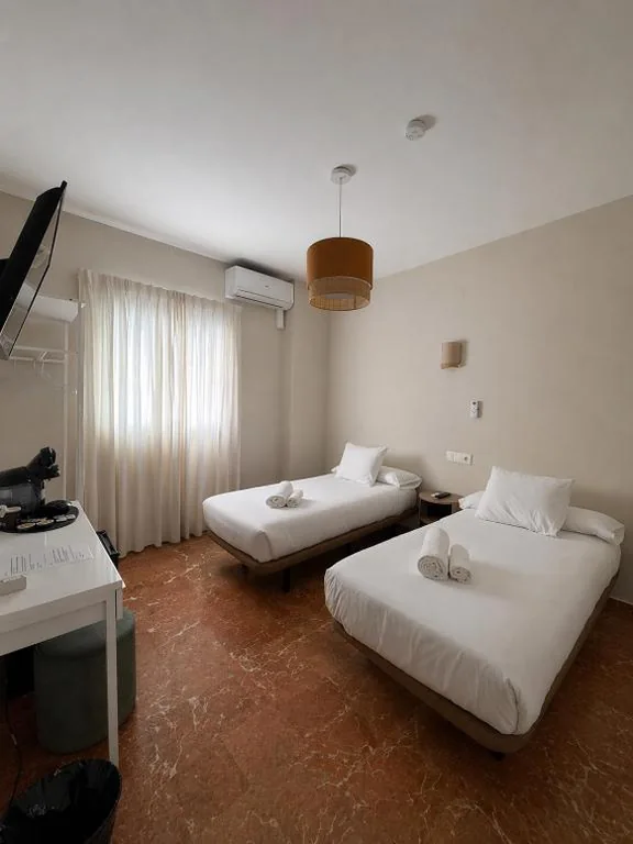Chambre double - 2 lits — La Vega Rooms