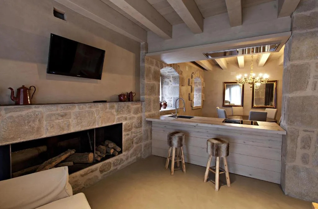 Junior Suite — La Vella Farga Hotel