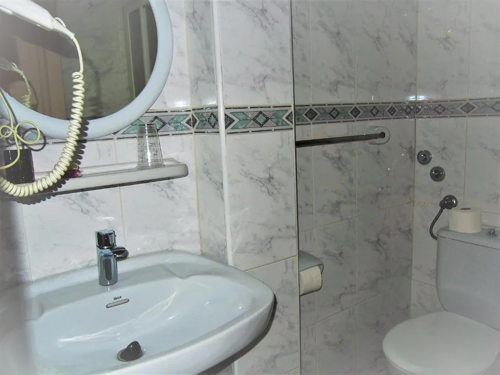 Bungalow (2 adultos) — Lago Playa