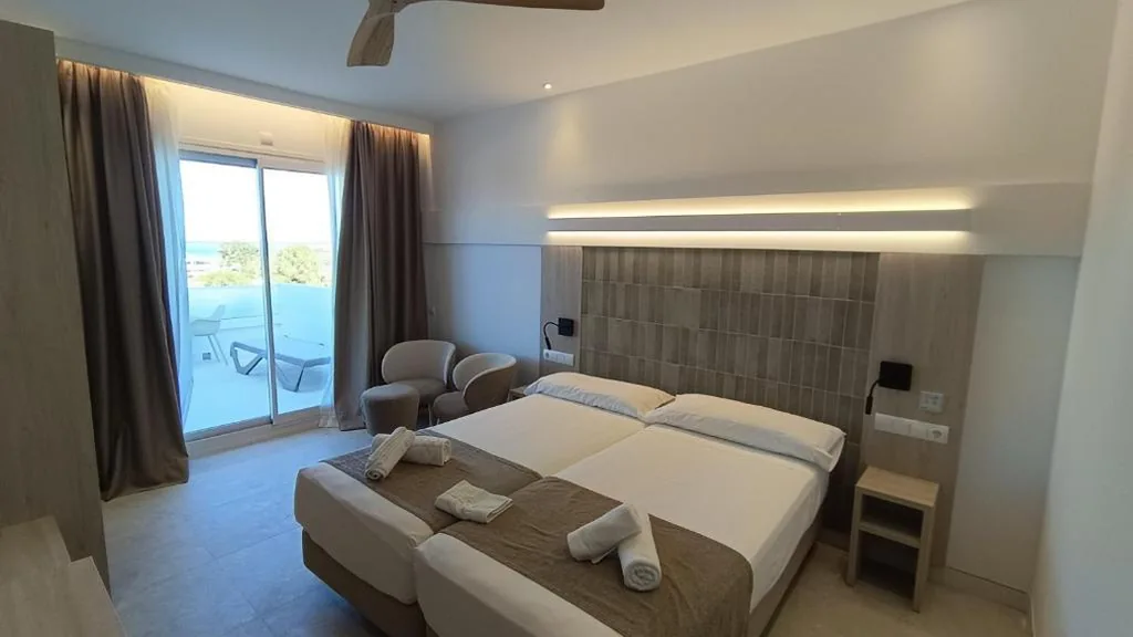 Suite Junior con balcón — Lago Playa