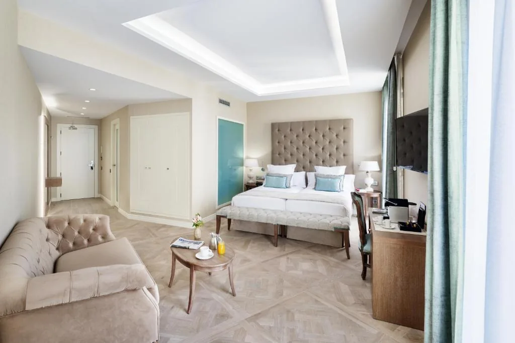 Executive — Lamaro Hotel Barcelona - Preferred Hotels & Resorts - Lifestyle Collection