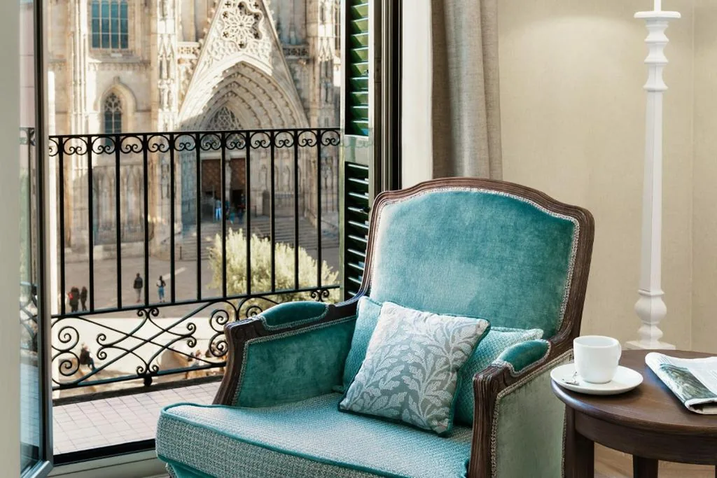 Suite Premium — Lamaro Hotel Barcelona - Preferred Hotels & Resorts - Lifestyle Collection