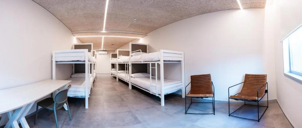 Einzelbett im Frauenschlafsaal mit 12 Betten — Lamia BBK Women Hostel-Solo mujeres