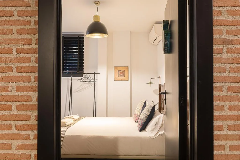 Doppelzimmer mit eigenem Bad — LaNave