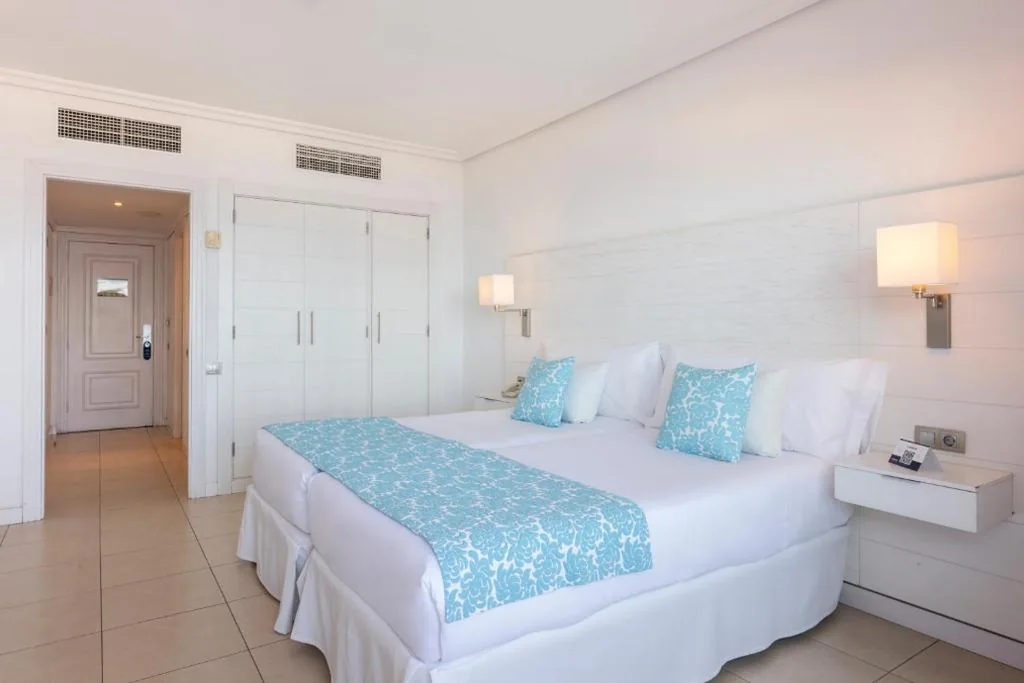 Habitación Doble (1 adulto) — Landmar Costa los Gigantes Family Resort