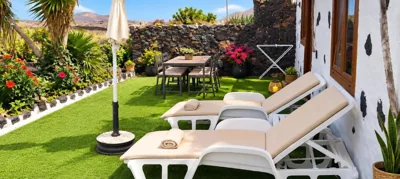 LANZAROTE Casa Volcánica-Anclada sobre la lava del volcán — foto 5