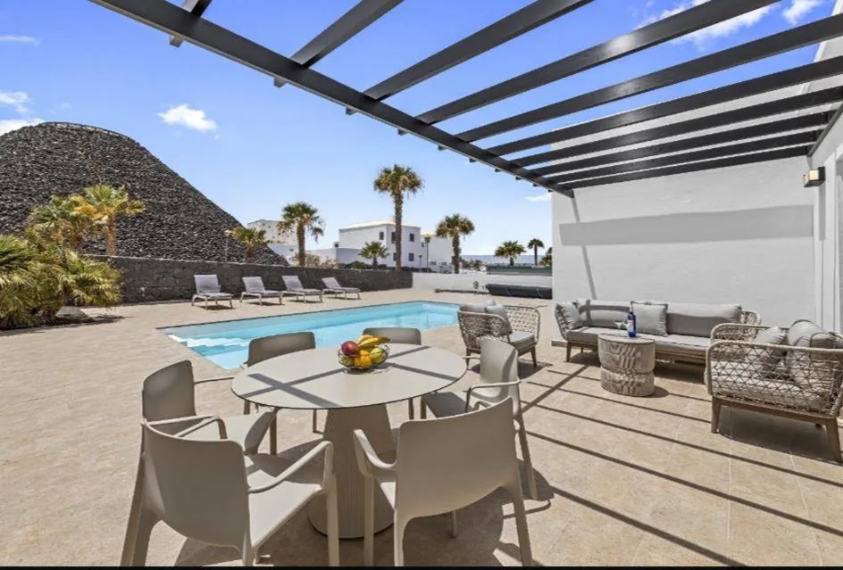 Villa — Lanzarote Villas Marina Volcan