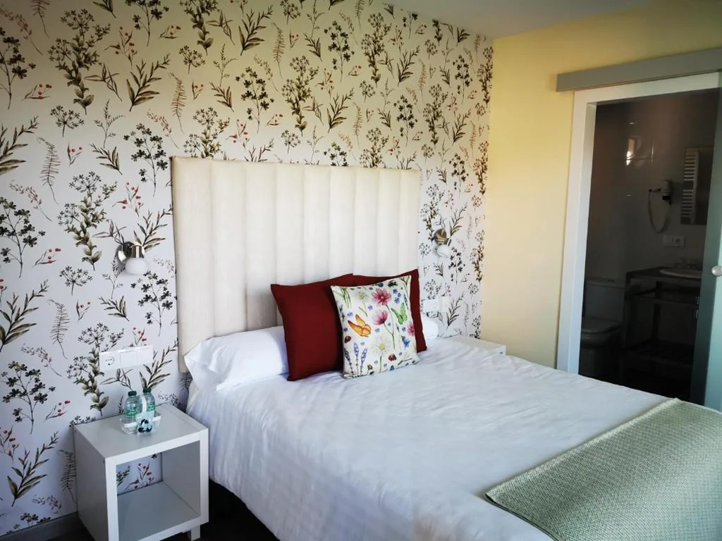 Habitación Doble con vistas al jardín — Lar da Mota Boutique Hotel