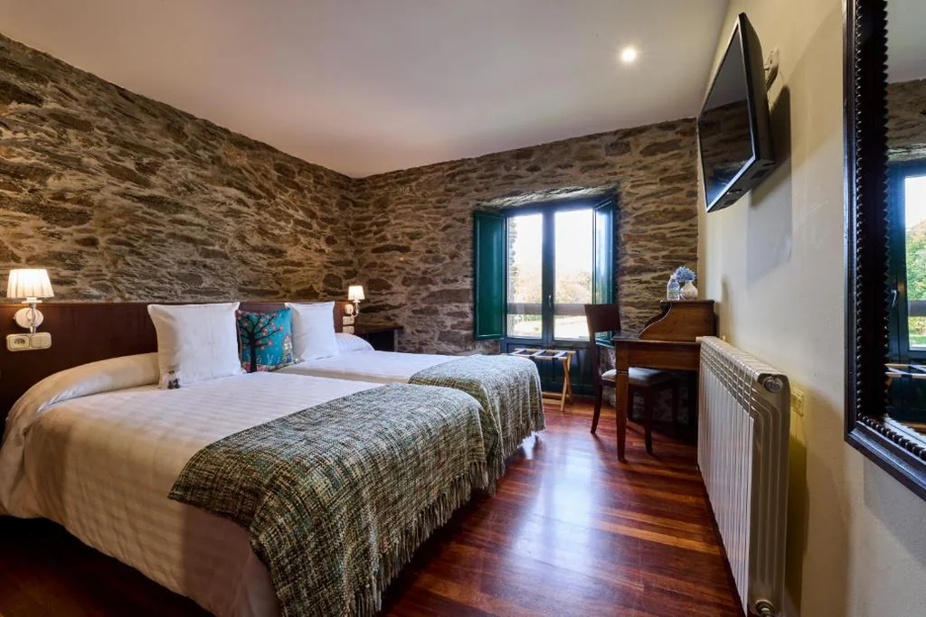 Habitación Doble Deluxe - 2 camas — Lar da Mota Boutique Hotel