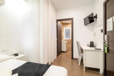 Laramond Barcelona Rooms by Casa Consell — foto 3