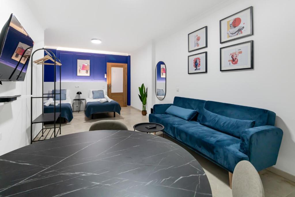 Large Attic Las Canteras Rooms - Only adults