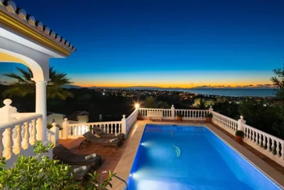 Large Family Villa 500m From Beach with Stunning Views — photo 2