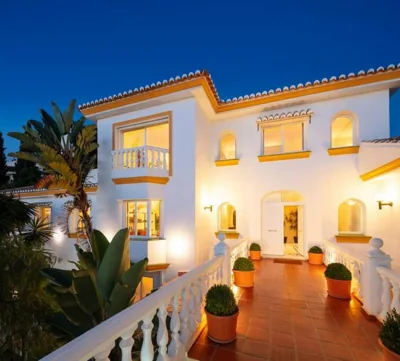 Large Family Villa 500m From Beach with Stunning Views — photo 11