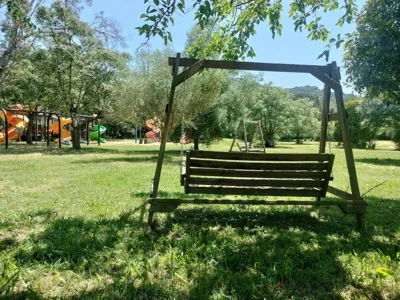 Large house surrounded by nature — foto 11