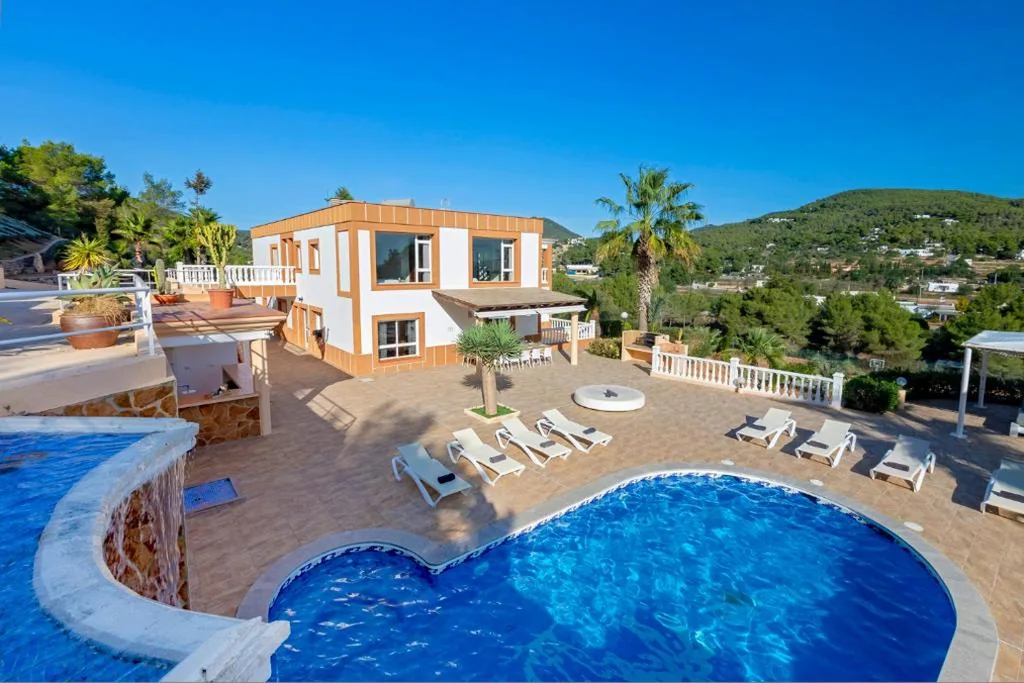 Villa — Large Villa near Ibiza Town Sleeps 2022