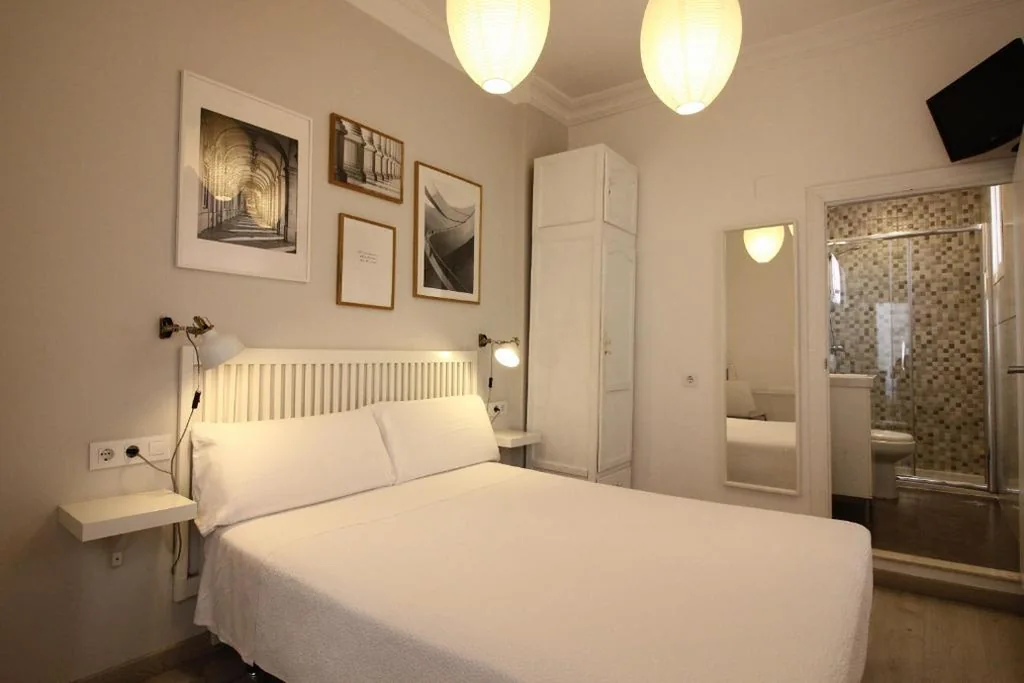 Las Atarazanas - Design Hostal